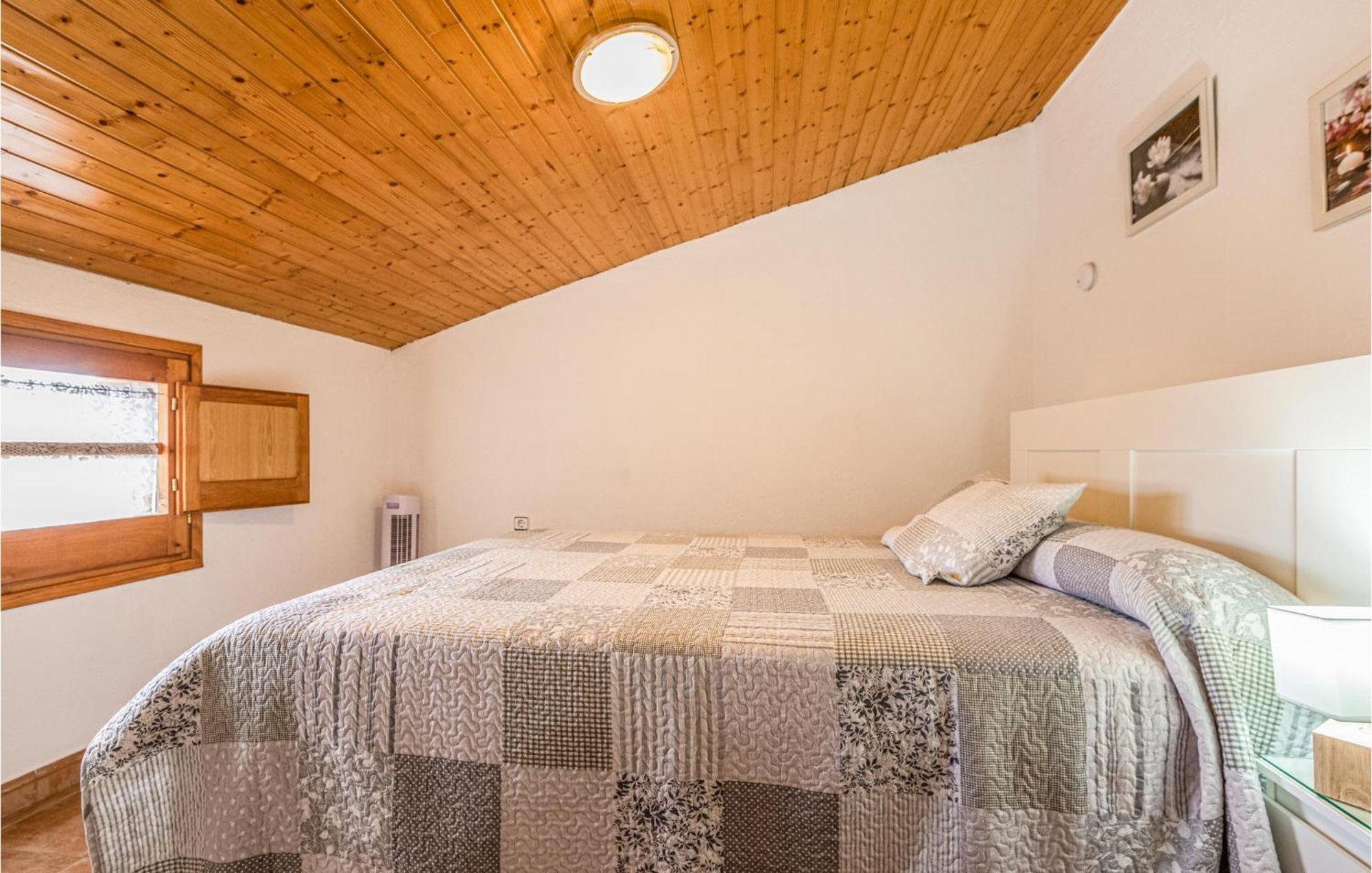 Awesome Home In Riells I Viabrea With Wifi Breda 외부 사진