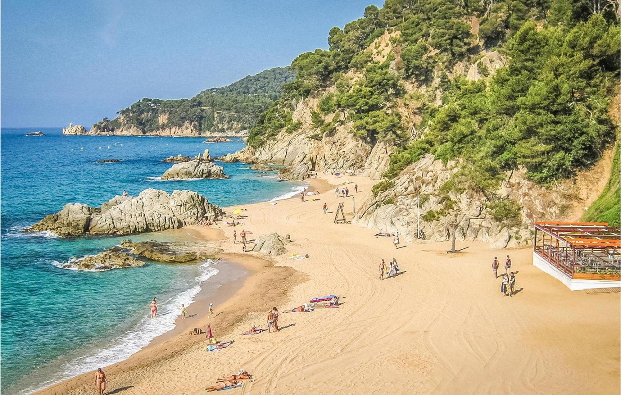 Awesome Home In Riells I Viabrea With Wifi Breda 외부 사진
